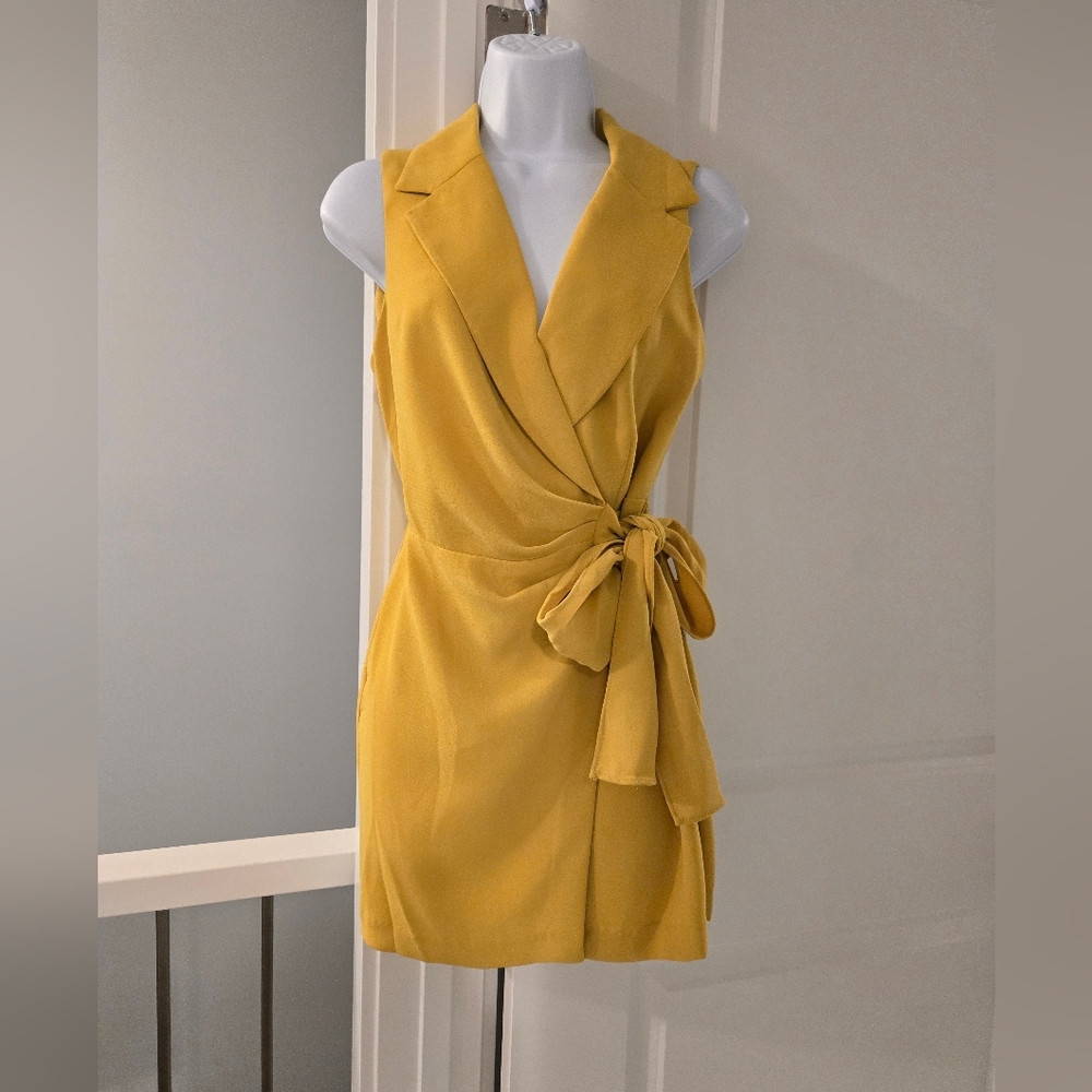 Forever 21 Mustard Mini Blazer Dress with Side Tie Size XS